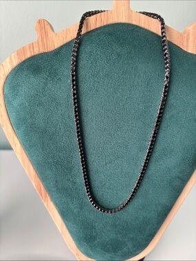 Black Stainless Chain Necklace - Sleek Everyday Style